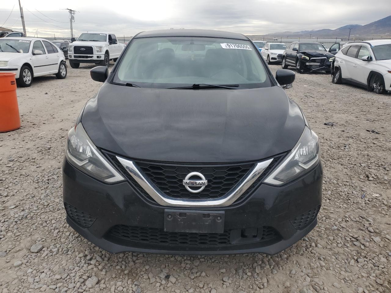 2019 NISSAN SENTRA S photo 9