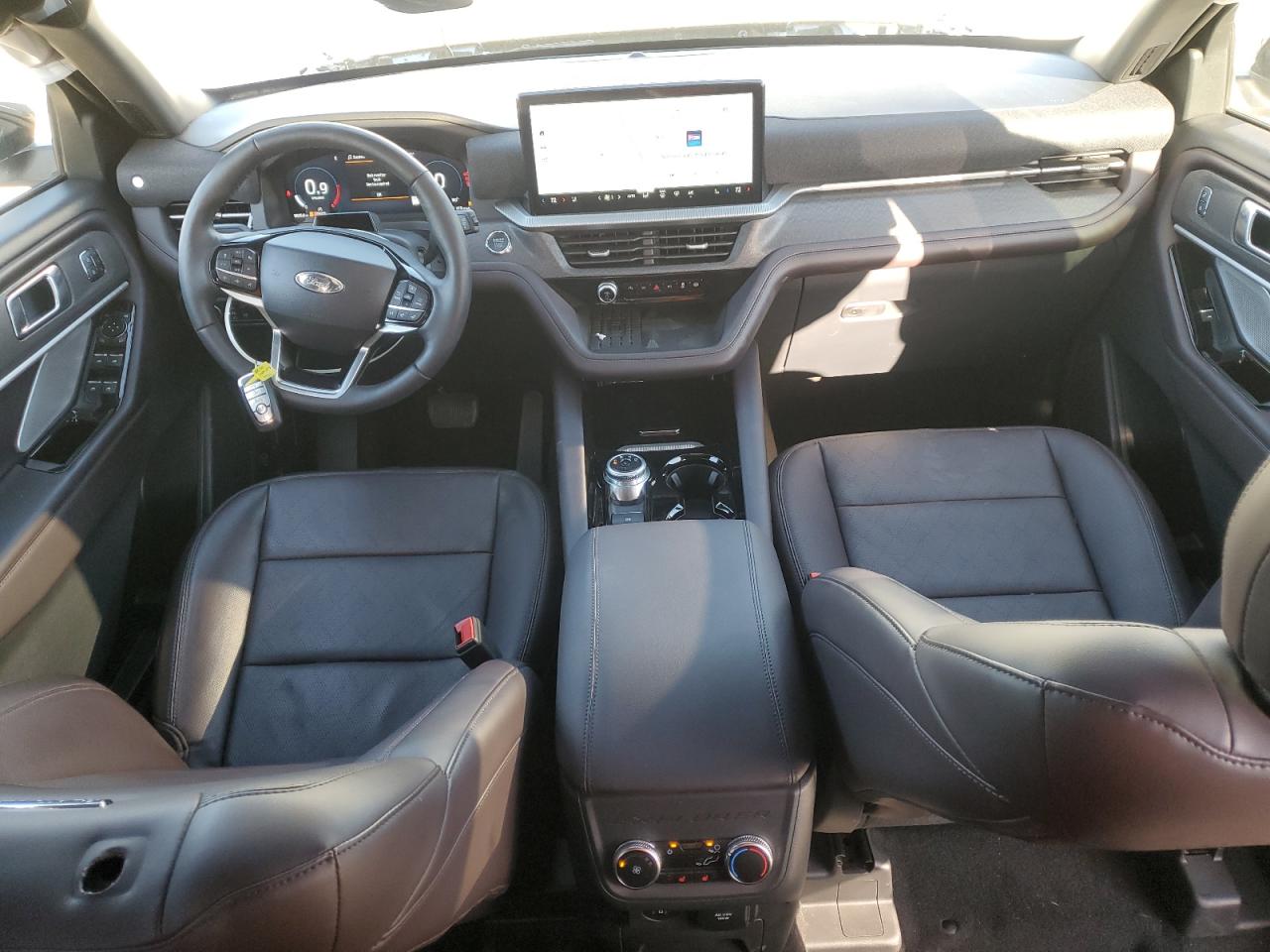 2025 FORD EXPLORER PLATINUM photo 8