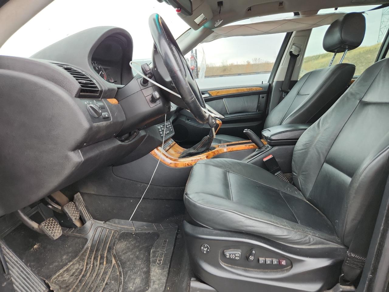 2002 BMW X5 3.0I photo 19
