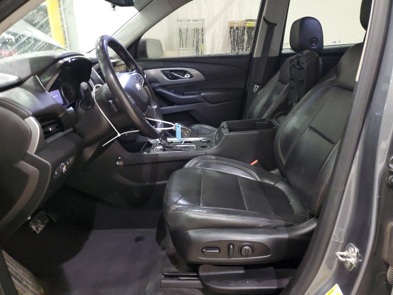 2020 CHEVROLET TRAVERSE LT photo 25