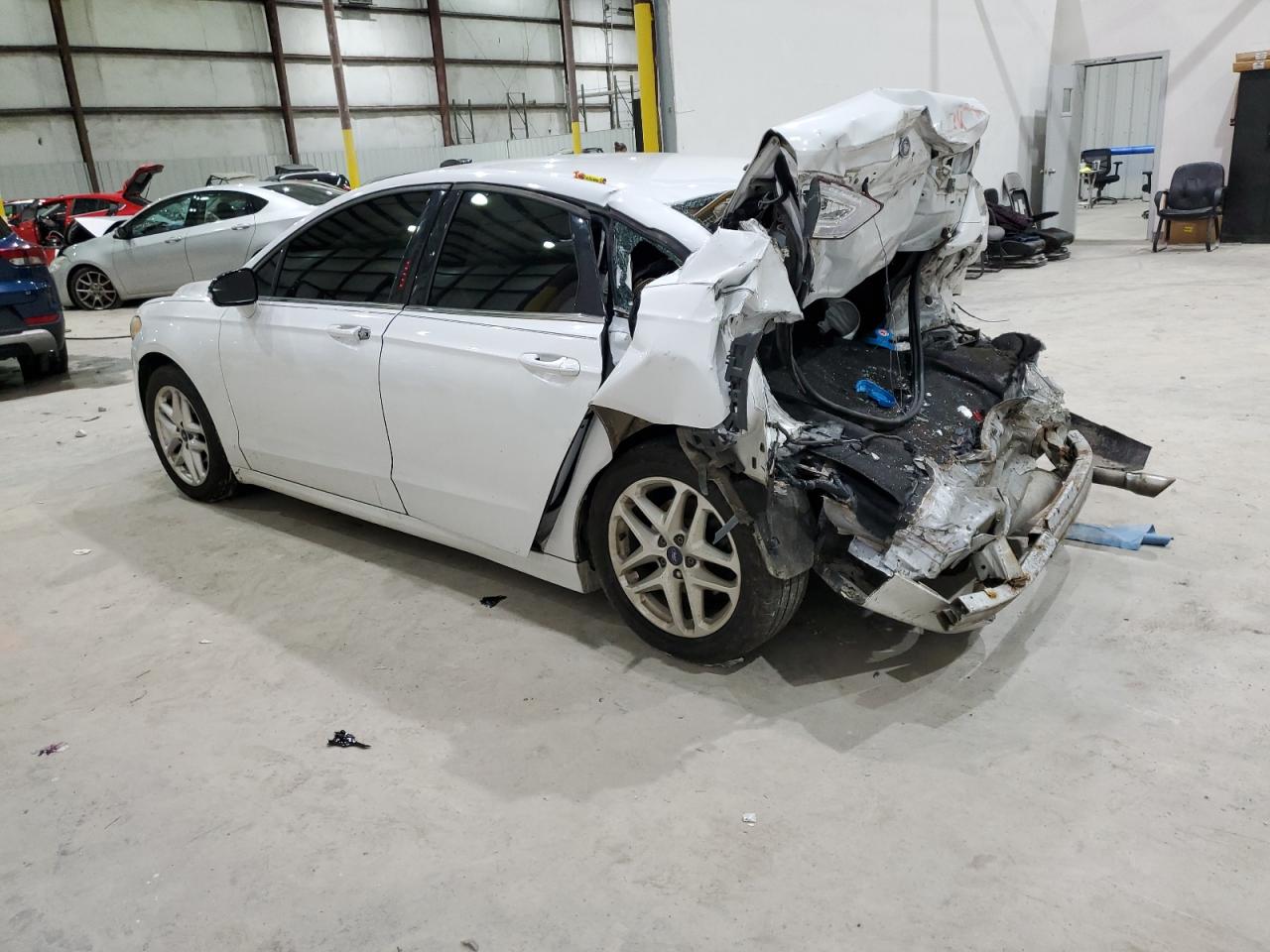 2013 FORD FUSION SE photo 3
