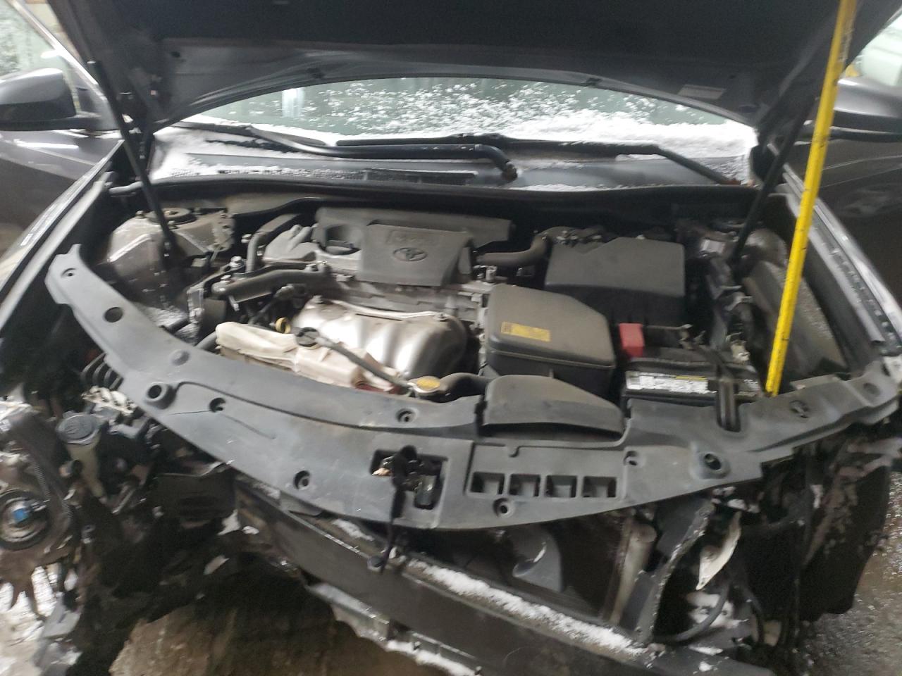 2014 TOYOTA CAMRY L photo 31
