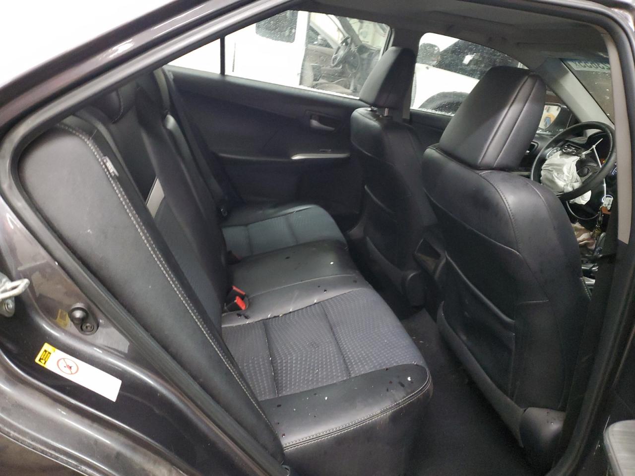 2014 TOYOTA CAMRY L photo 28
