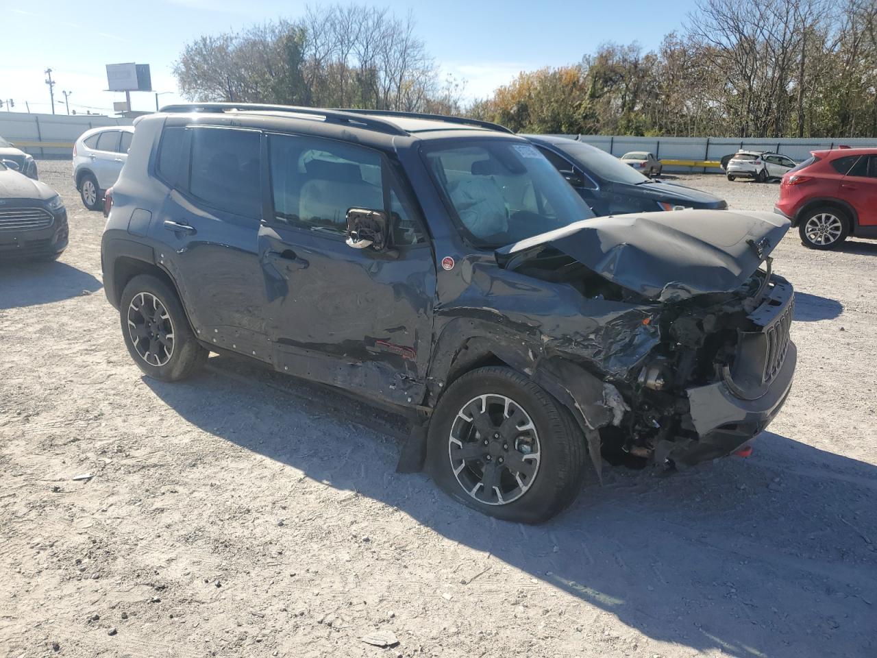 2023 JEEP RENEGADE TRAILHAWK photo 7