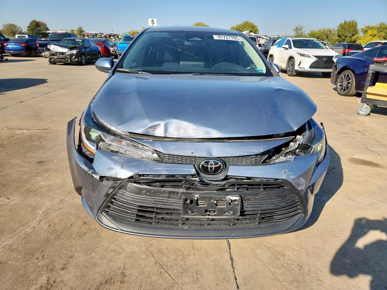 2024 TOYOTA COROLLA LE photo 5
