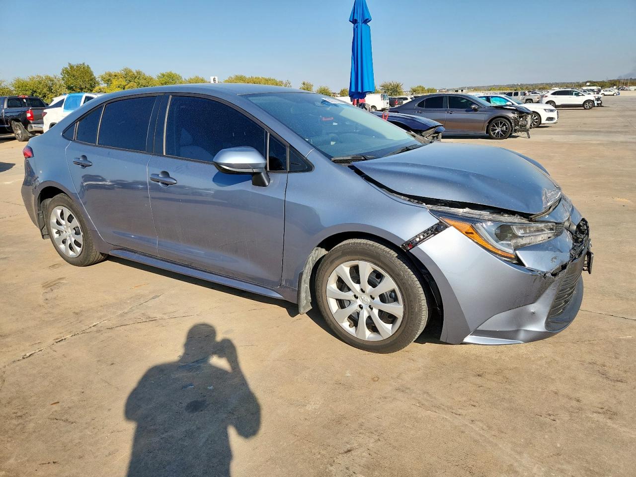 2024 TOYOTA COROLLA LE photo 4