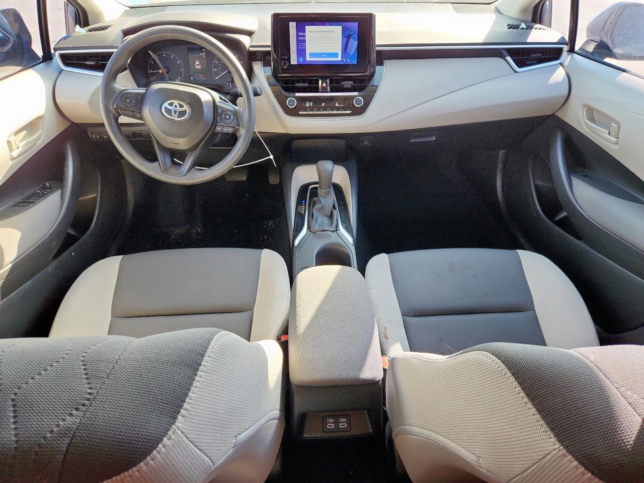 2024 TOYOTA COROLLA LE photo 8