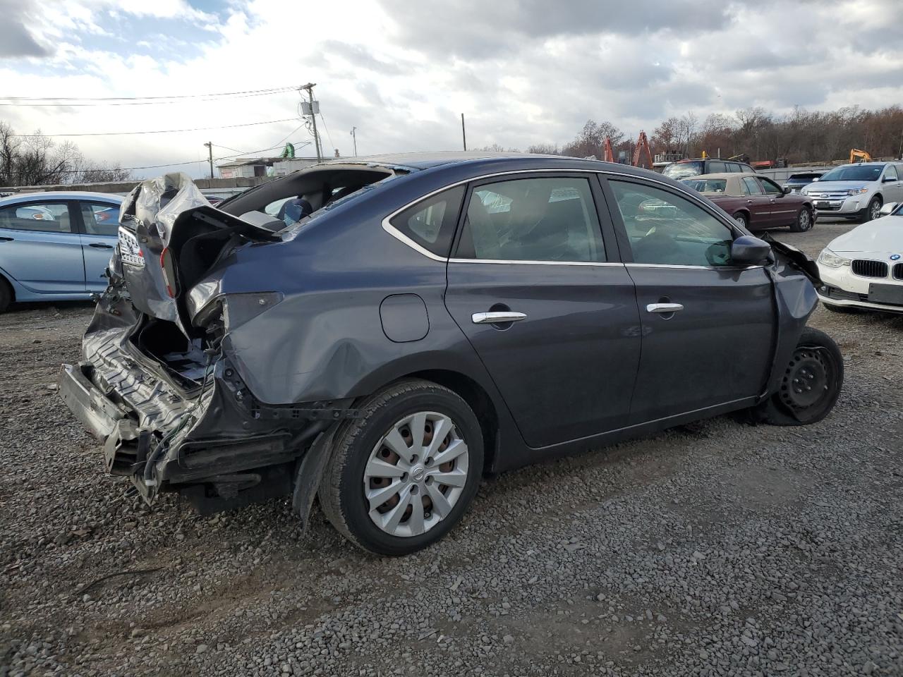 2014 NISSAN SENTRA S photo 5