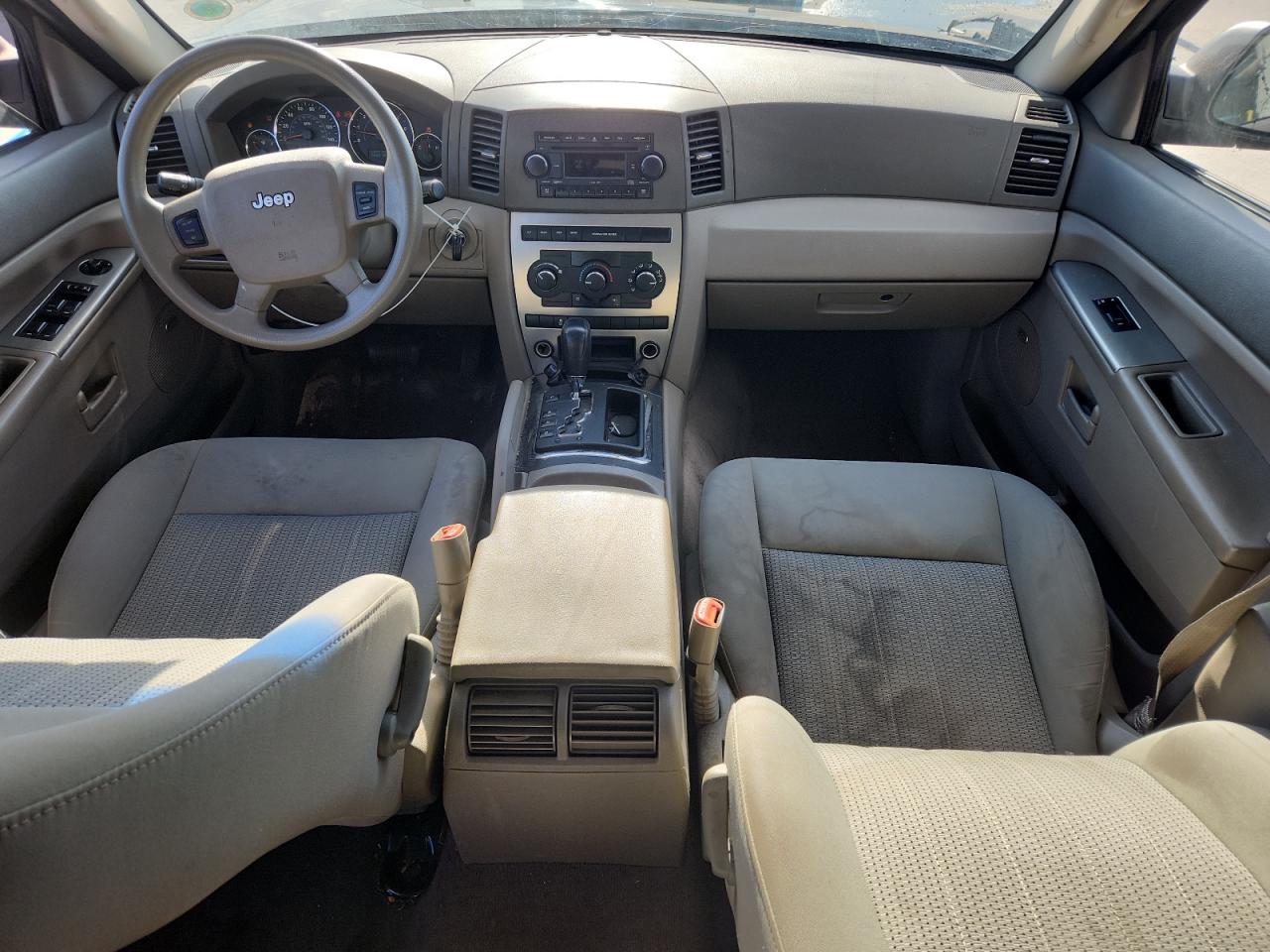 2007 JEEP GRAND CHEROKEE LAREDO photo 8