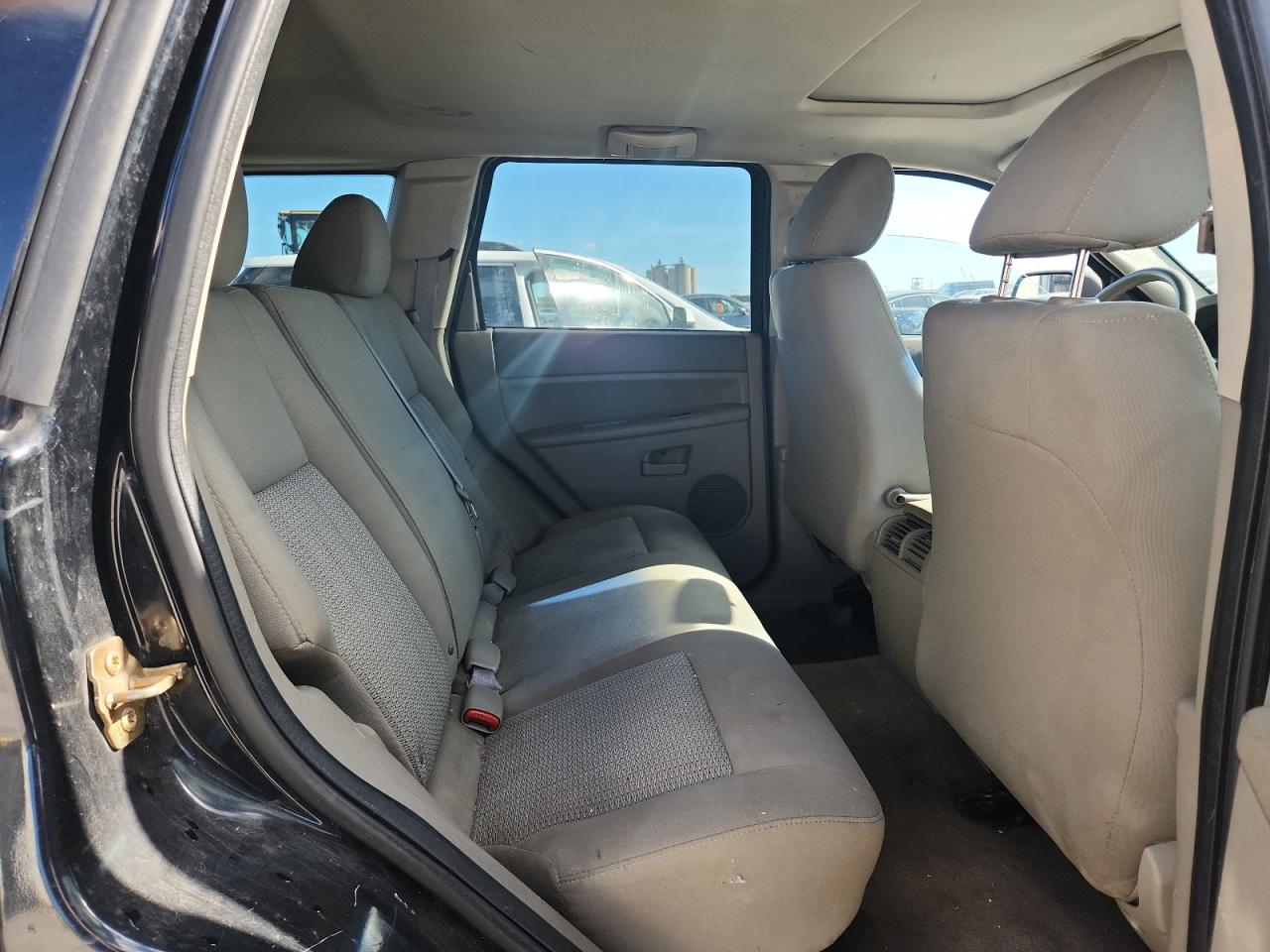 2007 JEEP GRAND CHEROKEE LAREDO photo 11