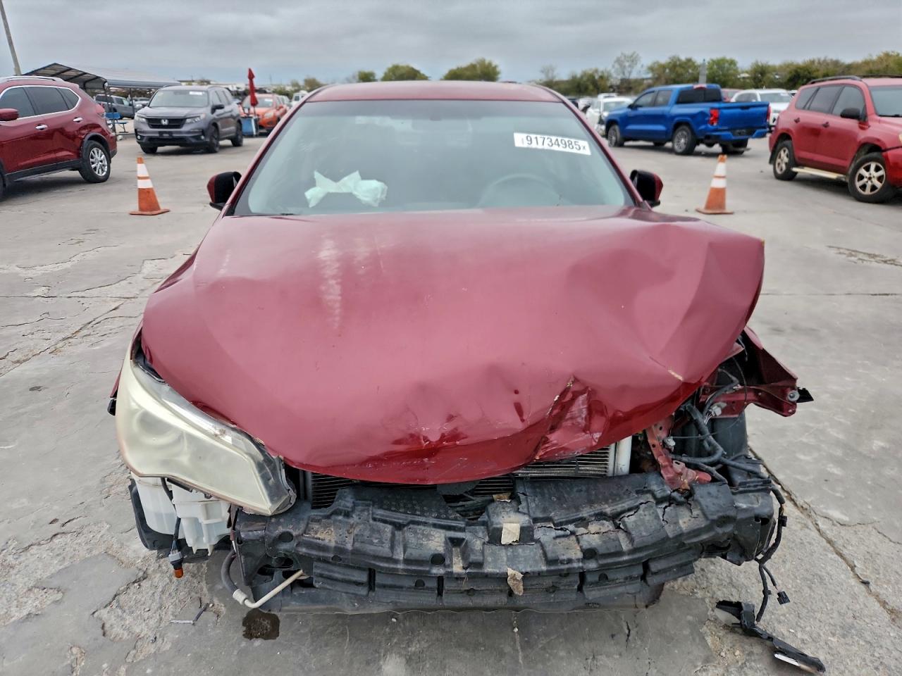 2016 TOYOTA CAMRY LE photo 9