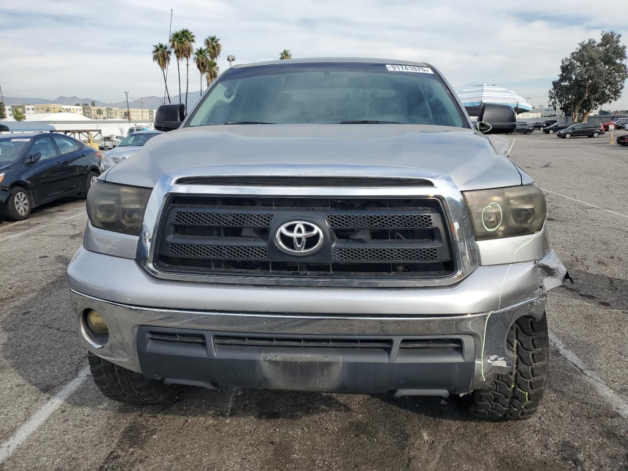 2010 TOYOTA TUNDRA DOUBLE CAB SR5 photo 13