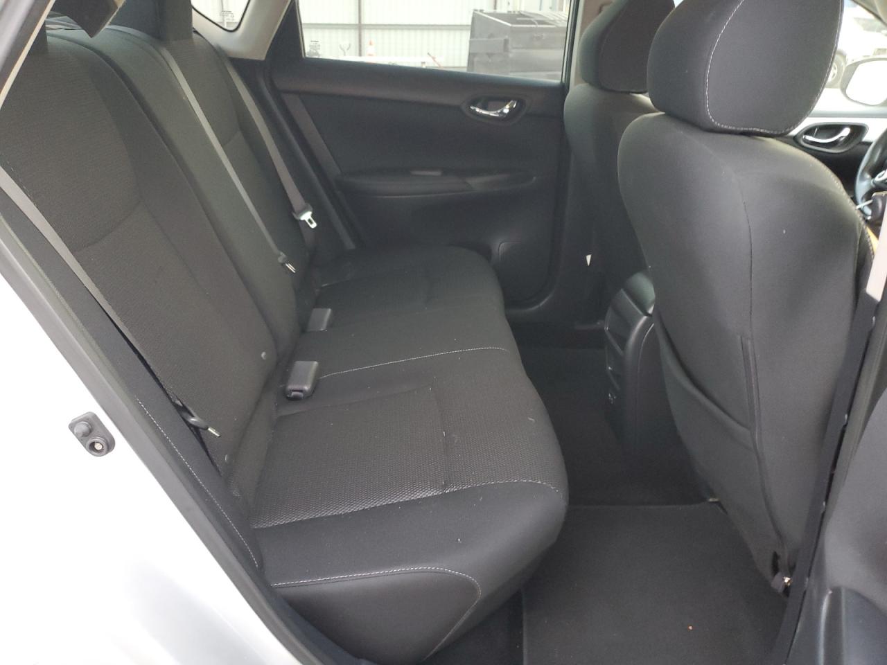 2019 NISSAN SENTRA S photo 19