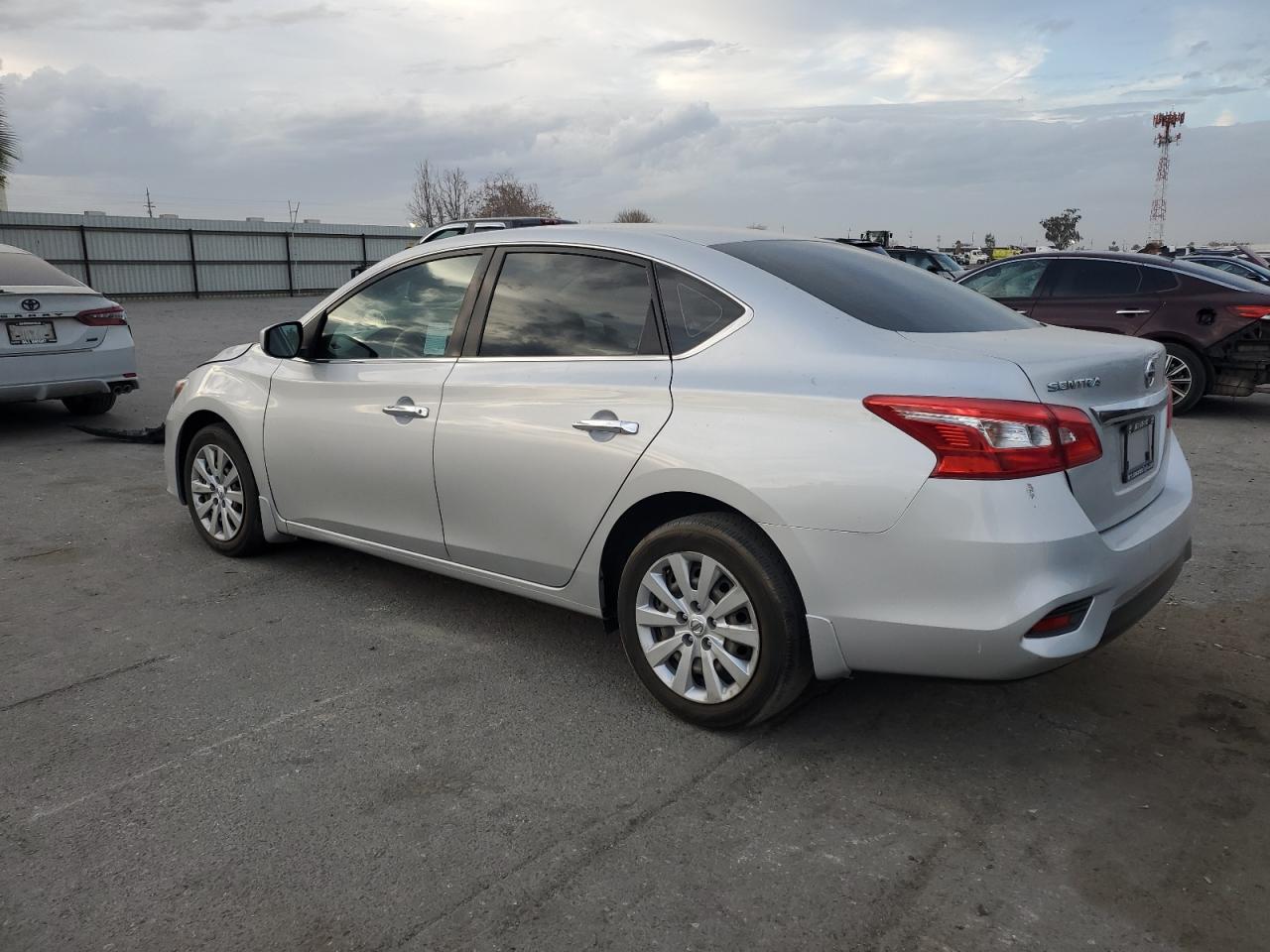 2019 NISSAN SENTRA S photo 3