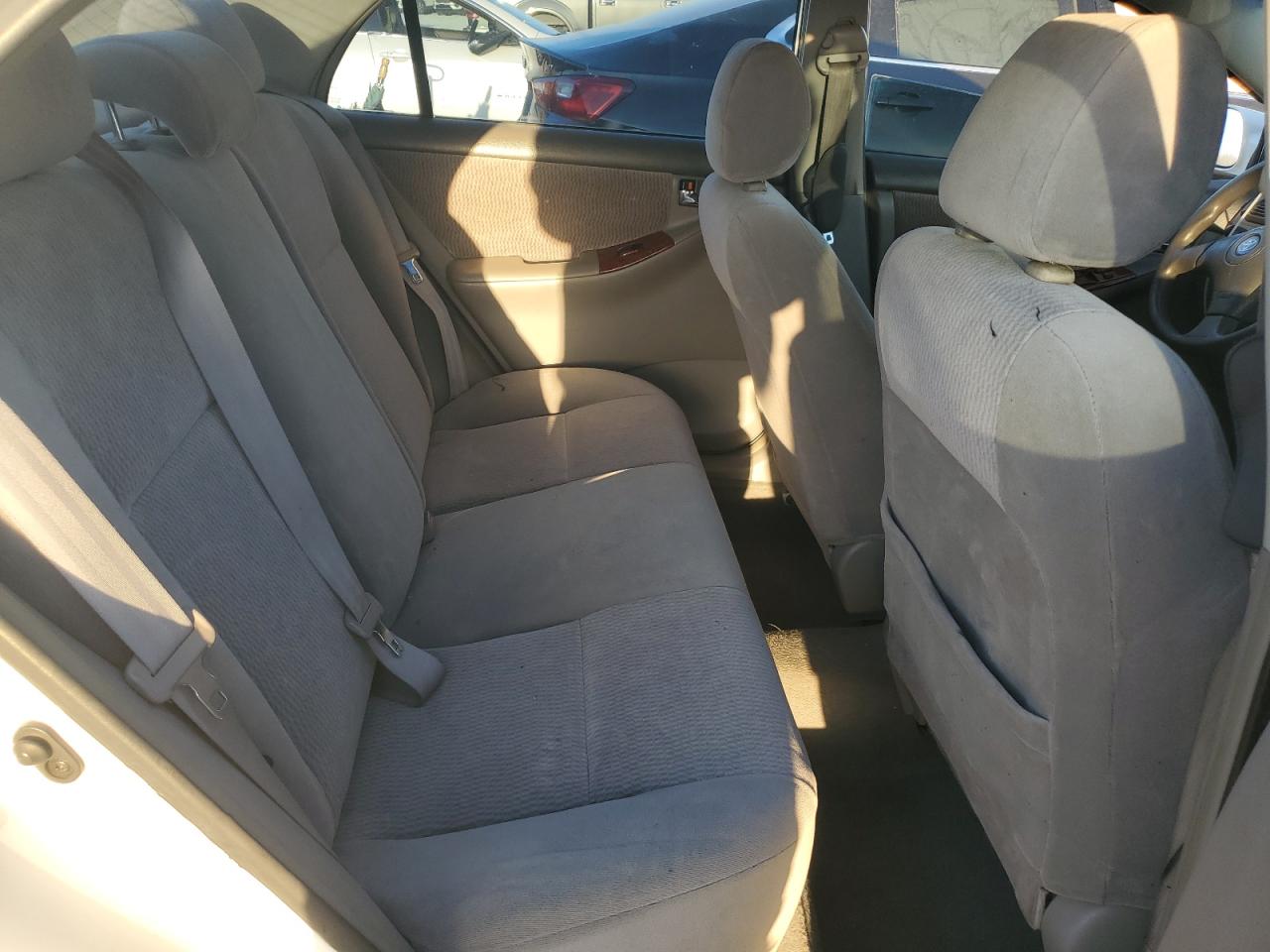 2005 TOYOTA COROLLA CE photo 10