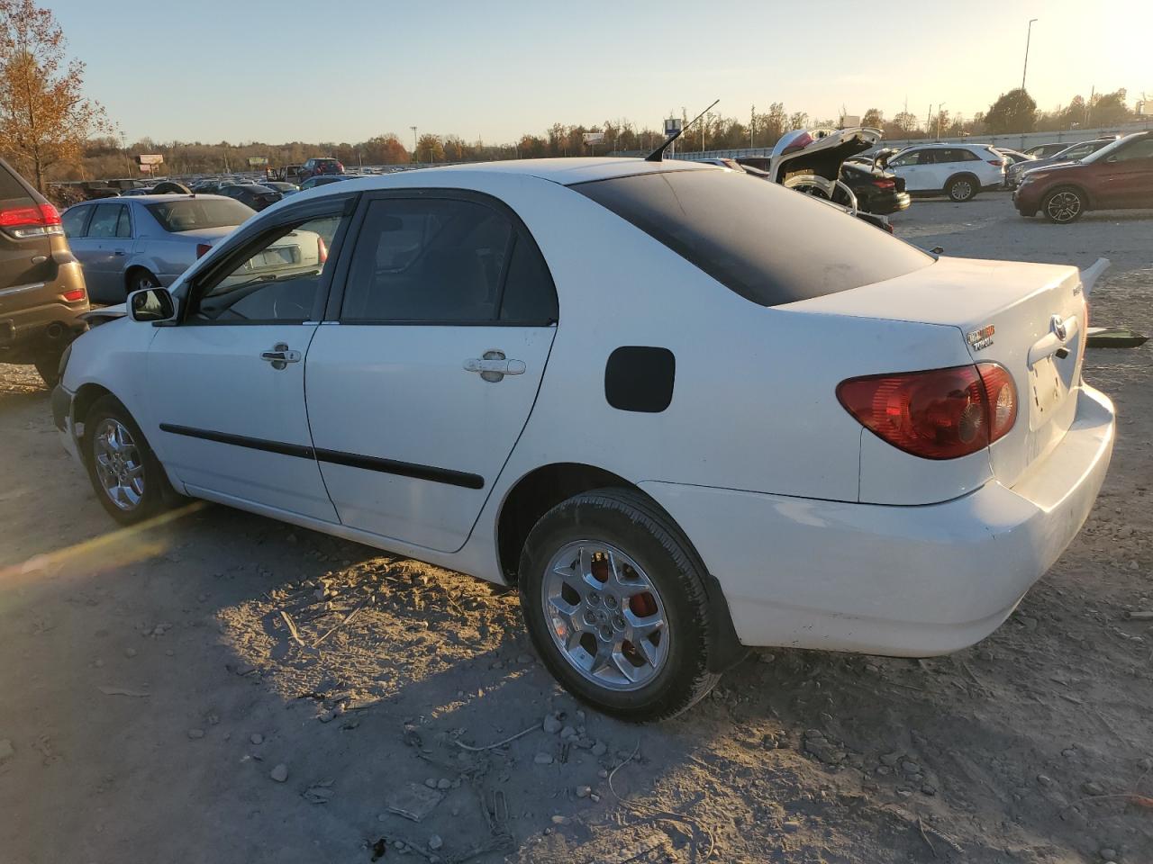 2005 TOYOTA COROLLA CE photo 2