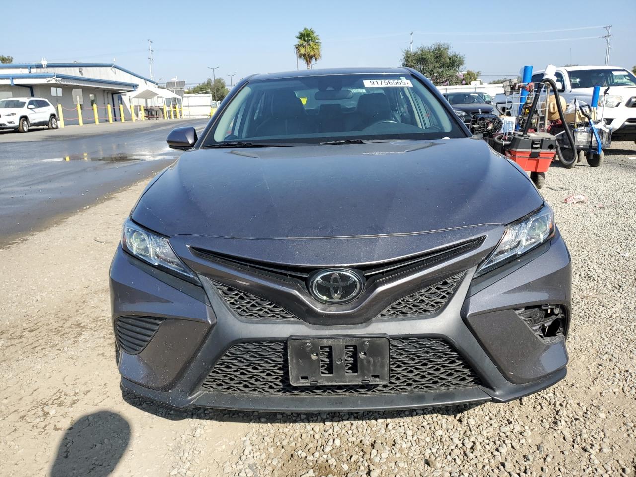 2020 TOYOTA CAMRY SE photo 5