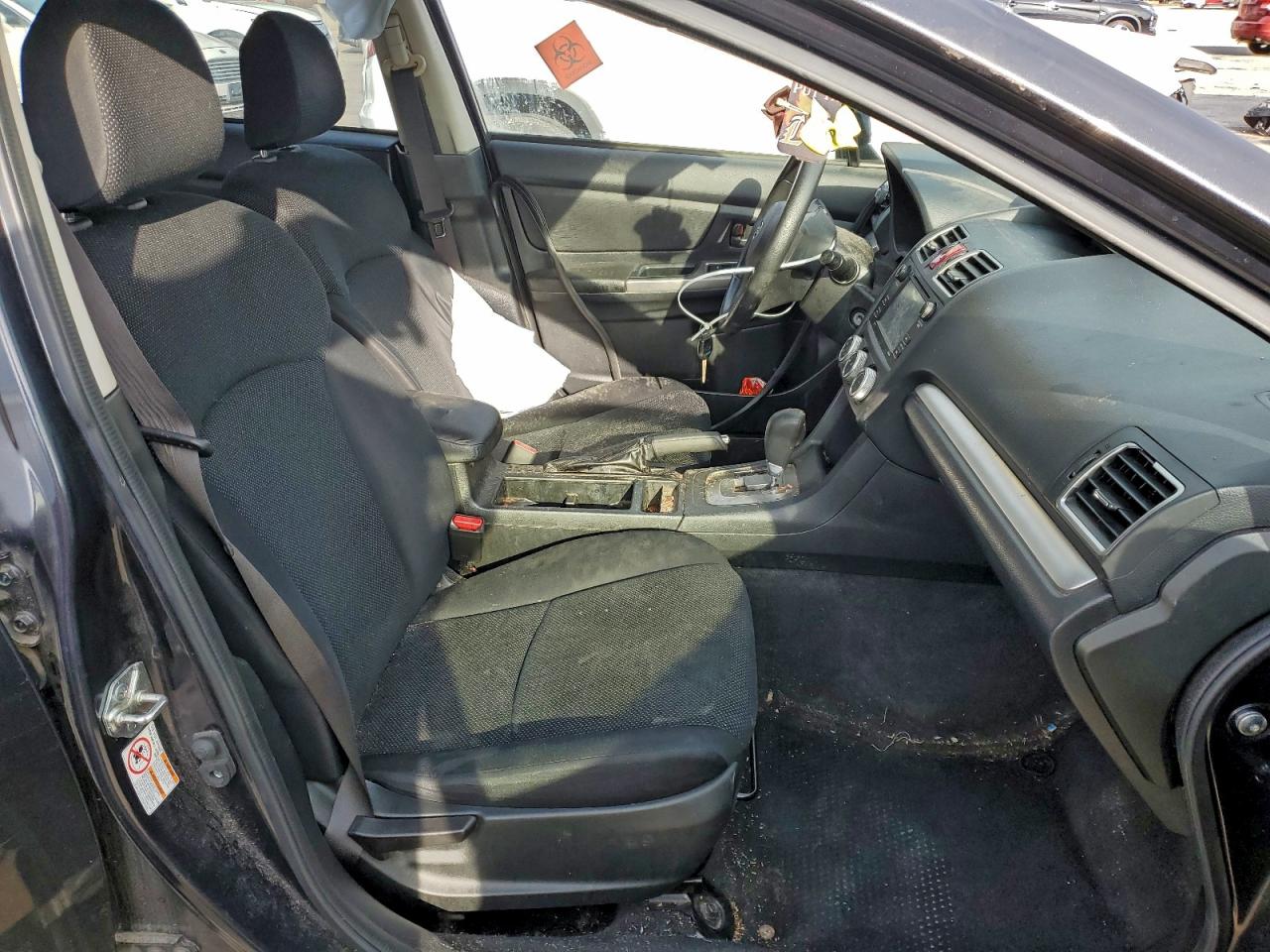 2015 SUBARU IMPREZA photo 19