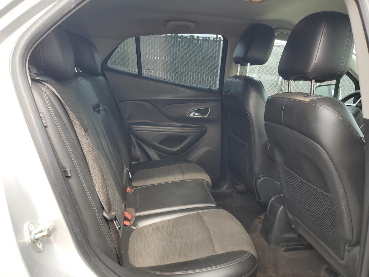 2015 BUICK ENCORE photo 31
