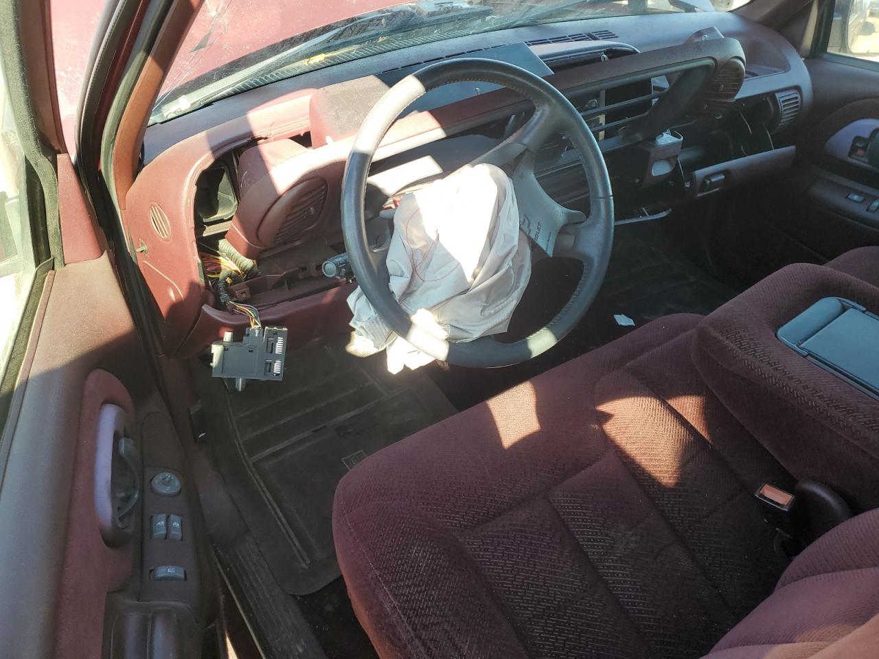 1996 CHEVROLET GMT-400 C1500 photo 8