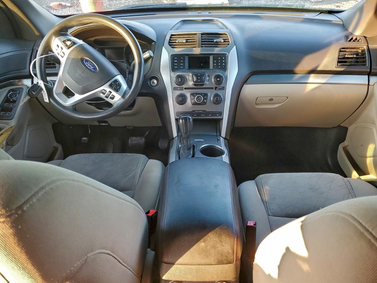 2014 FORD EXPLORER photo 15