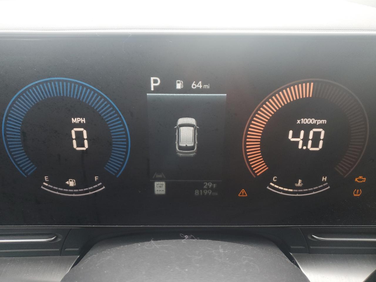 2025 HYUNDAI KONA SEL photo 9