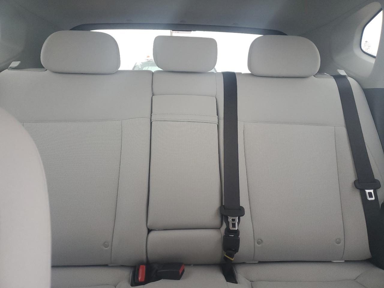 2025 HYUNDAI KONA SEL photo 10