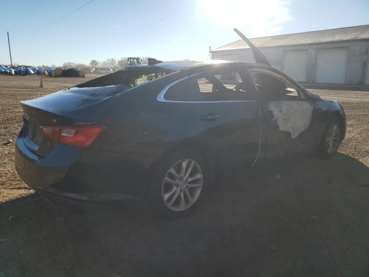 2017 CHEVROLET MALIBU LT photo 5