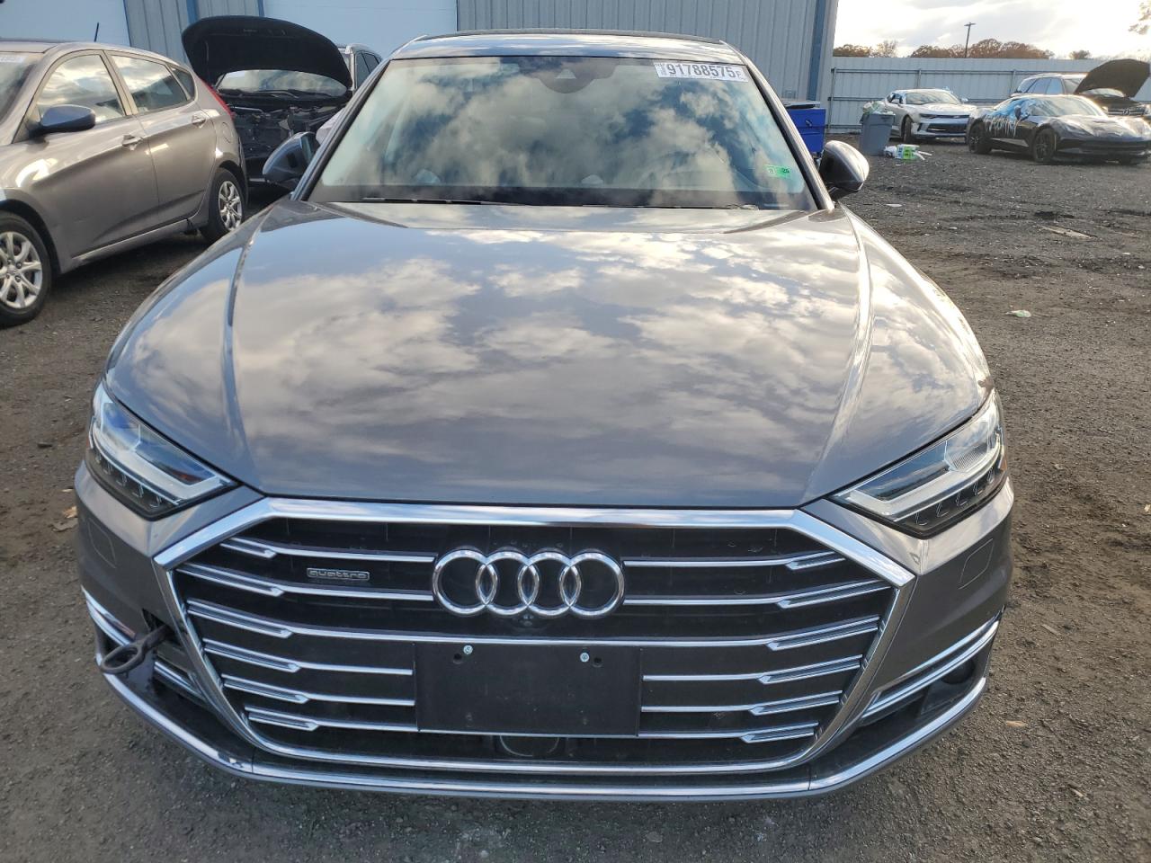 2019 AUDI A8 L photo 9