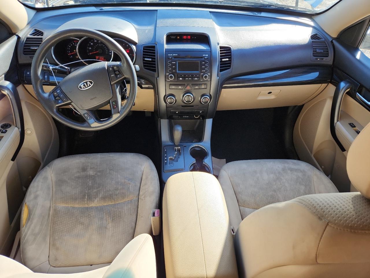 2012 KIA SORENTO BASE photo 15