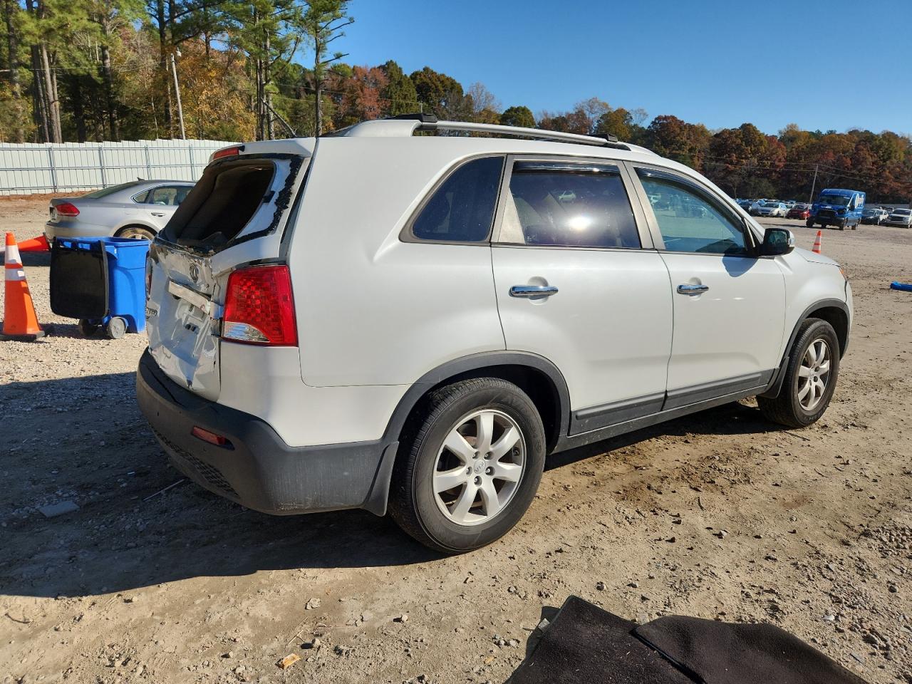 2012 KIA SORENTO BASE photo 5