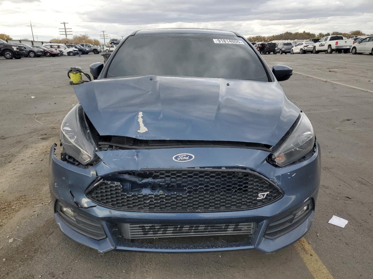 2018 FORD FOCUS photo 5