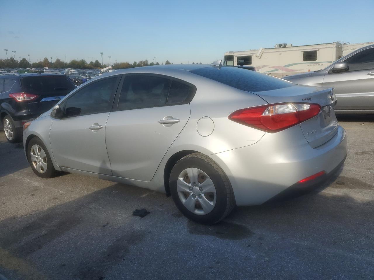 2015 KIA FORTE LX photo 2