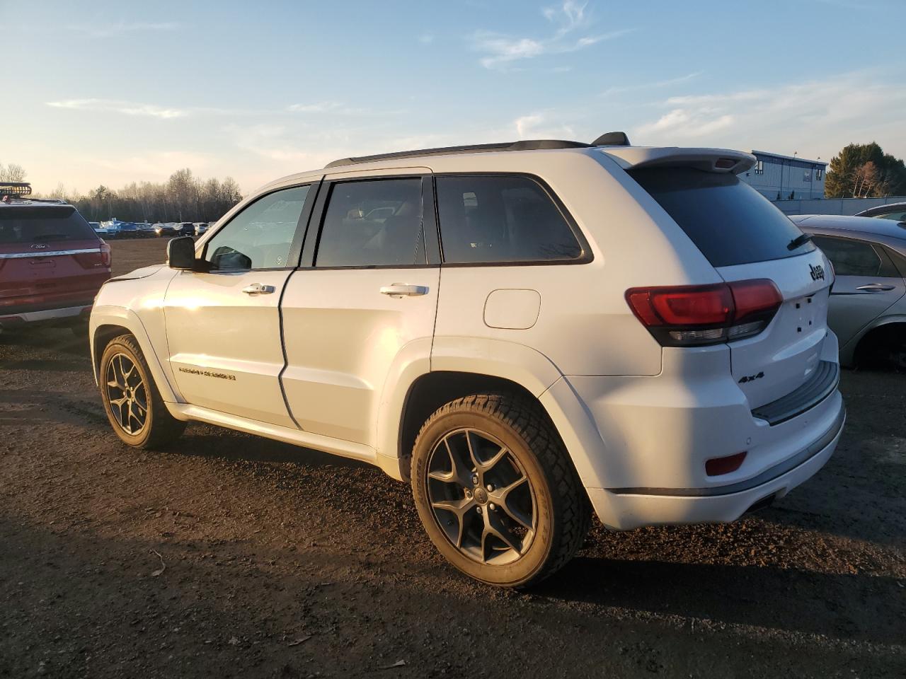 2019 JEEP GRAND CHEROKEE LIMITED photo 3