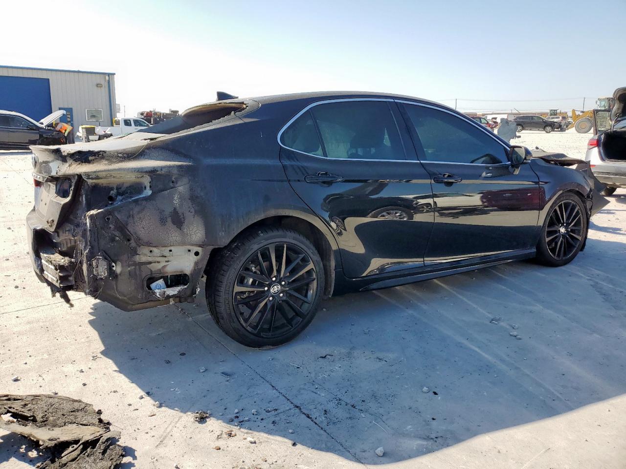 2023 TOYOTA CAMRY XSE photo 7