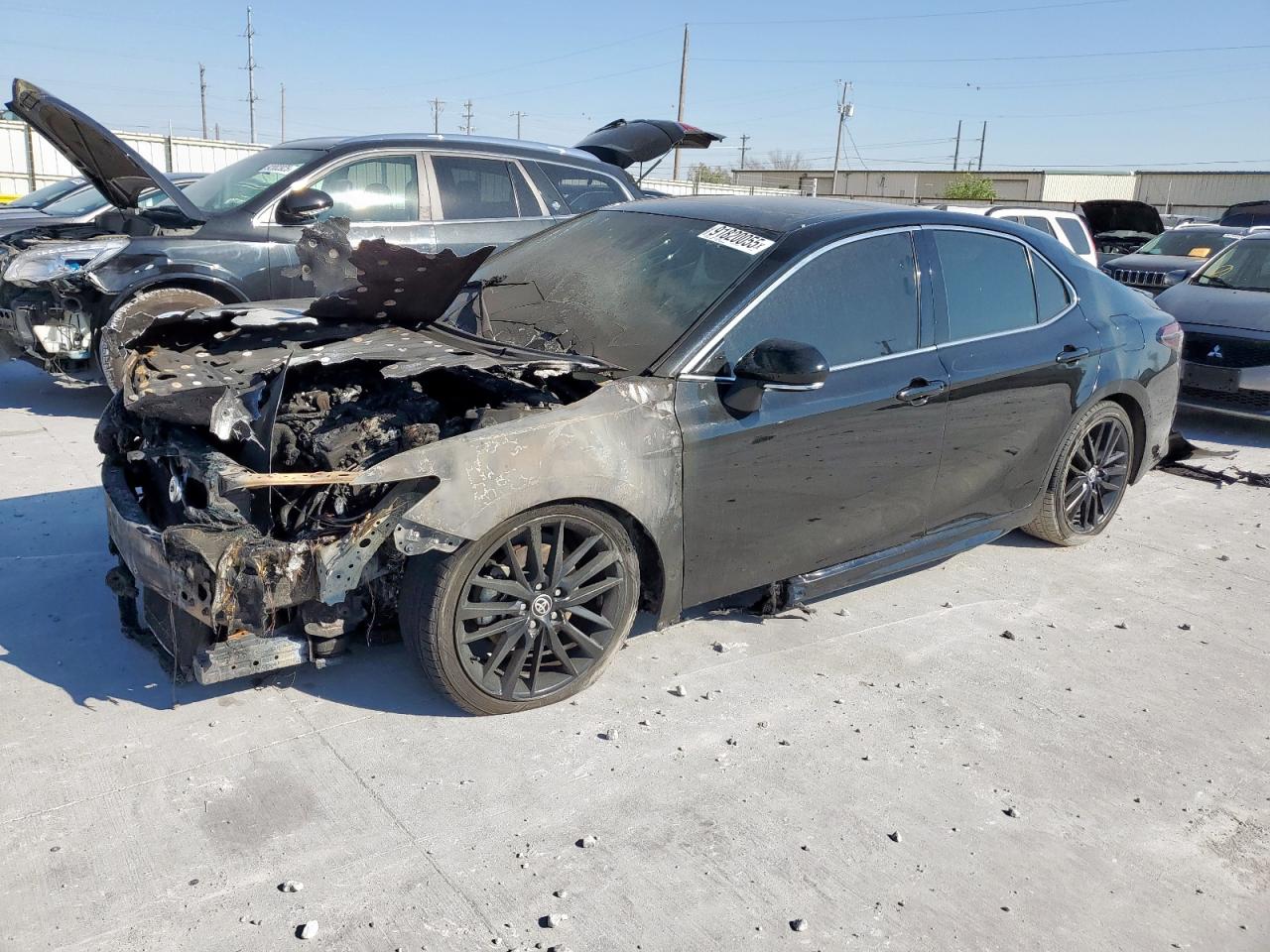 2023 TOYOTA CAMRY