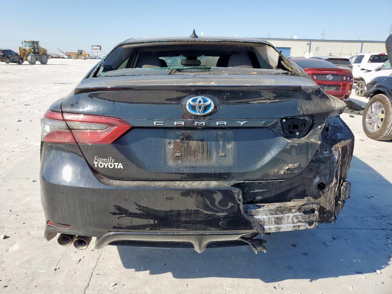 2023 TOYOTA CAMRY XSE photo 16