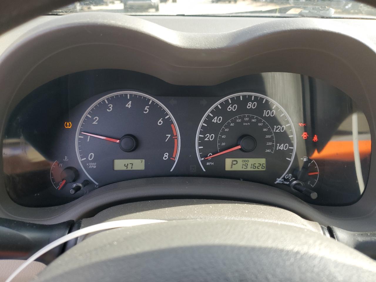 2010 TOYOTA COROLLA LE photo 9