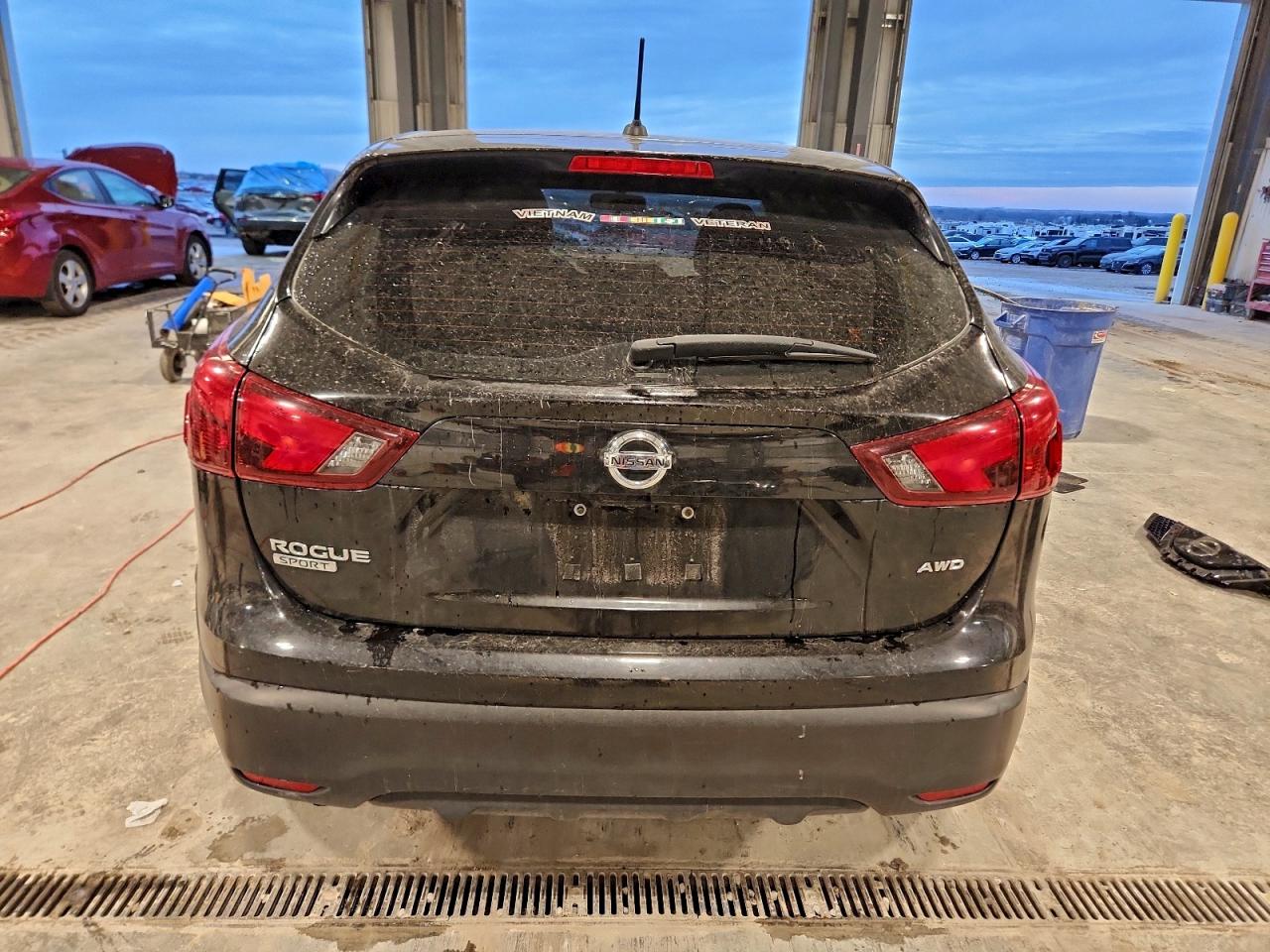 2018 NISSAN ROGUE SPORT S photo 16