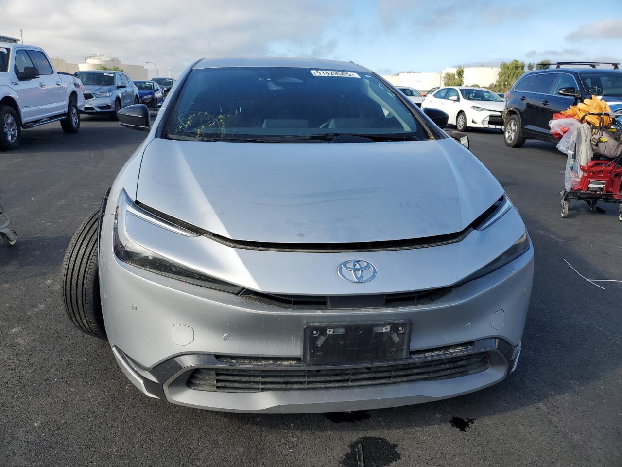 2024 TOYOTA PRIUS LE photo 9