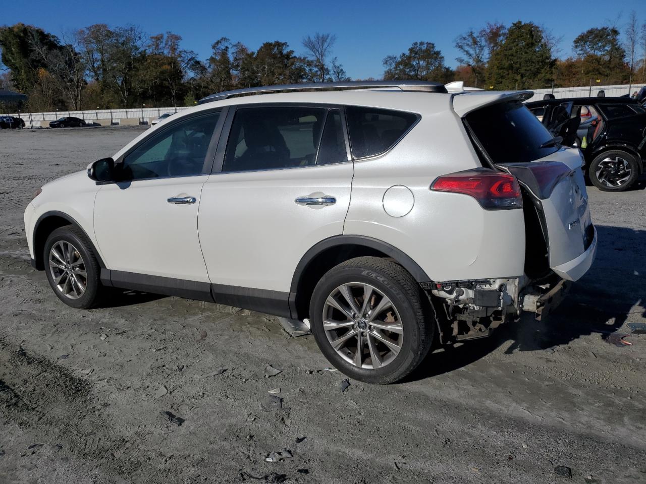 2017 TOYOTA RAV4 LIMITED photo 3