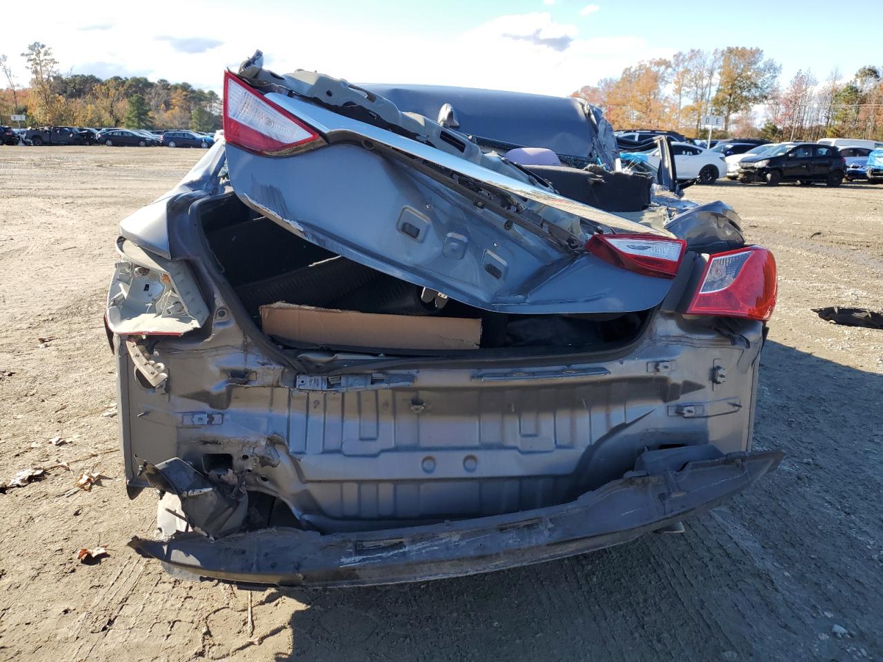 2014 HYUNDAI SONATA GLS photo 6