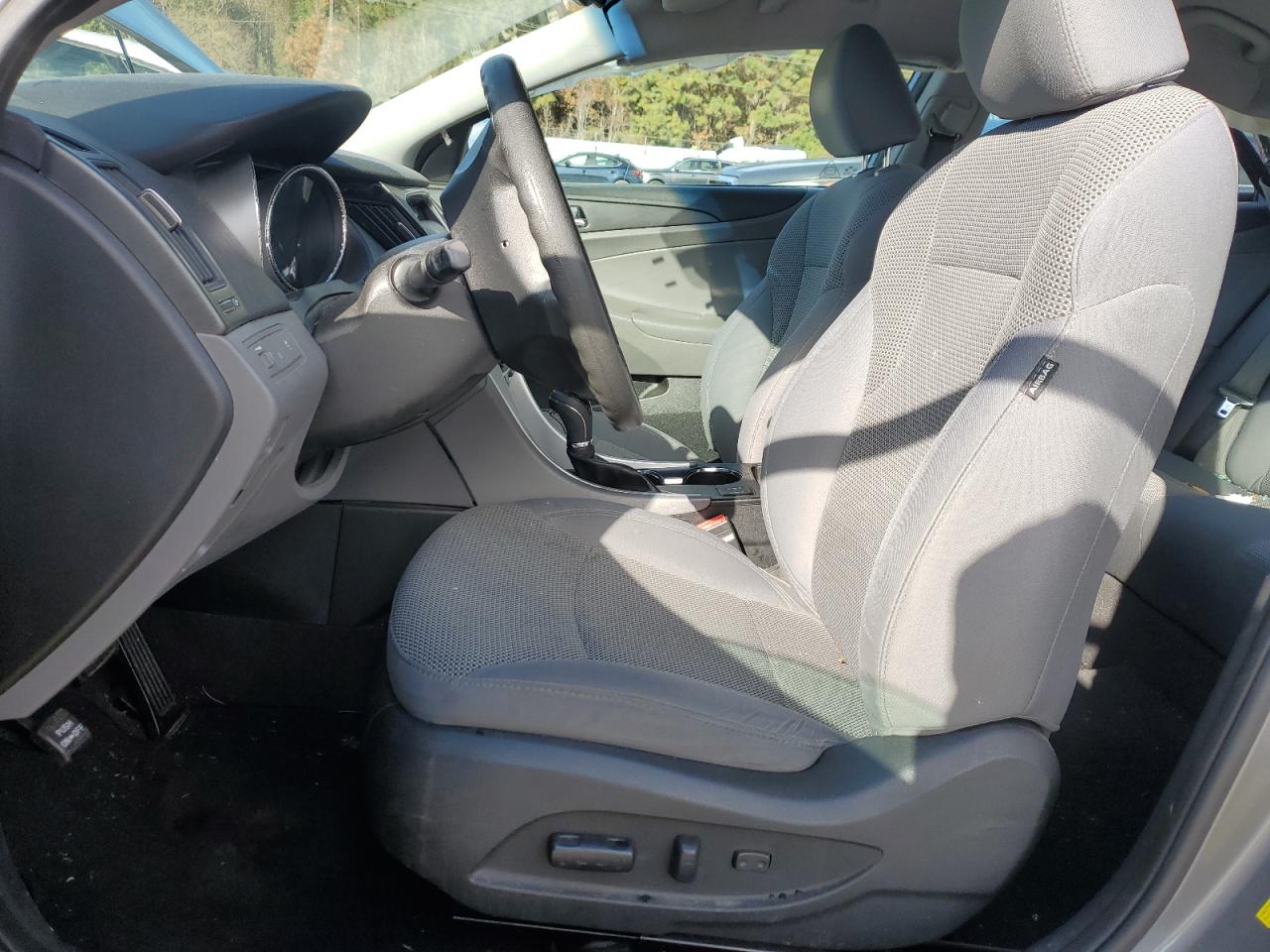 2014 HYUNDAI SONATA GLS photo 7
