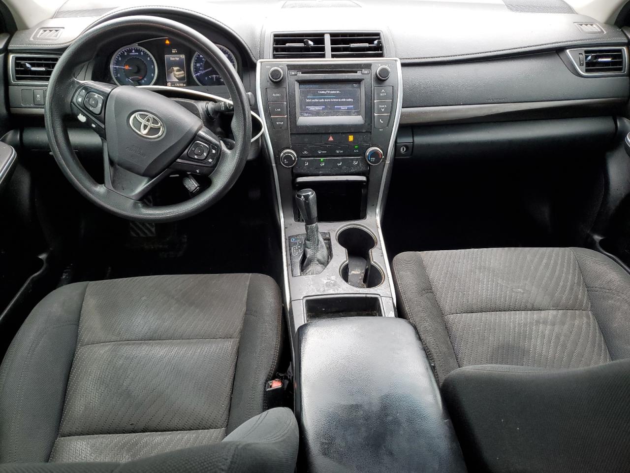 2016 TOYOTA CAMRY LE photo 22