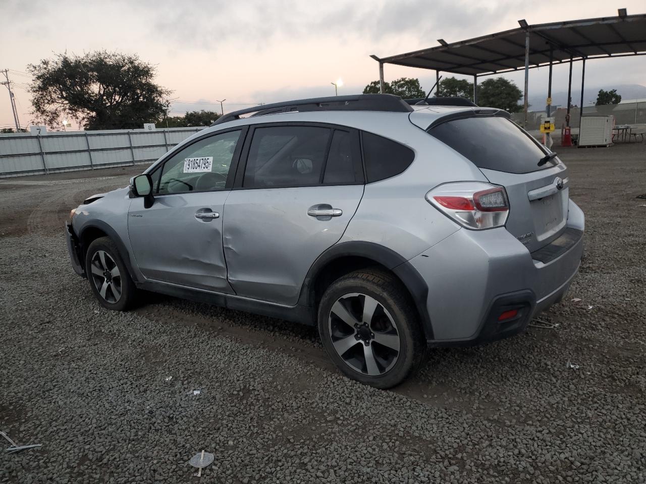 2014 SUBARU XV CROSSTREK photo 2