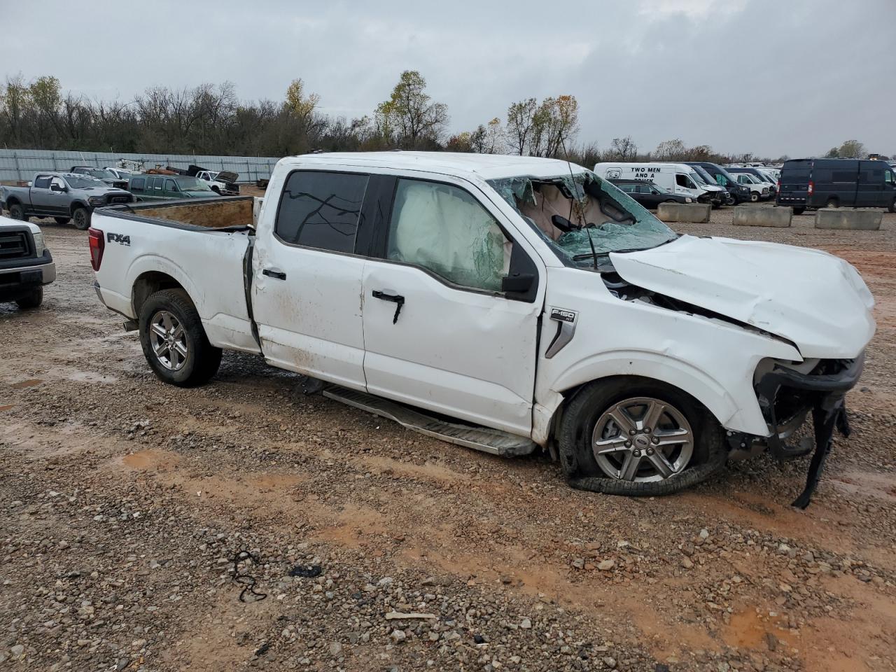 2025 FORD F150 XLT photo 10