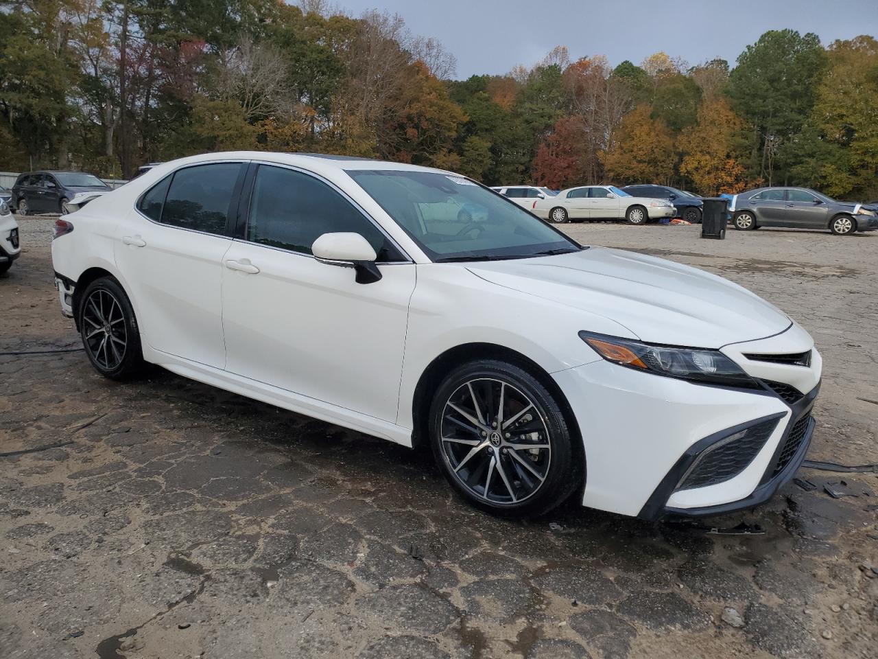 2024 TOYOTA CAMRY SE photo 7