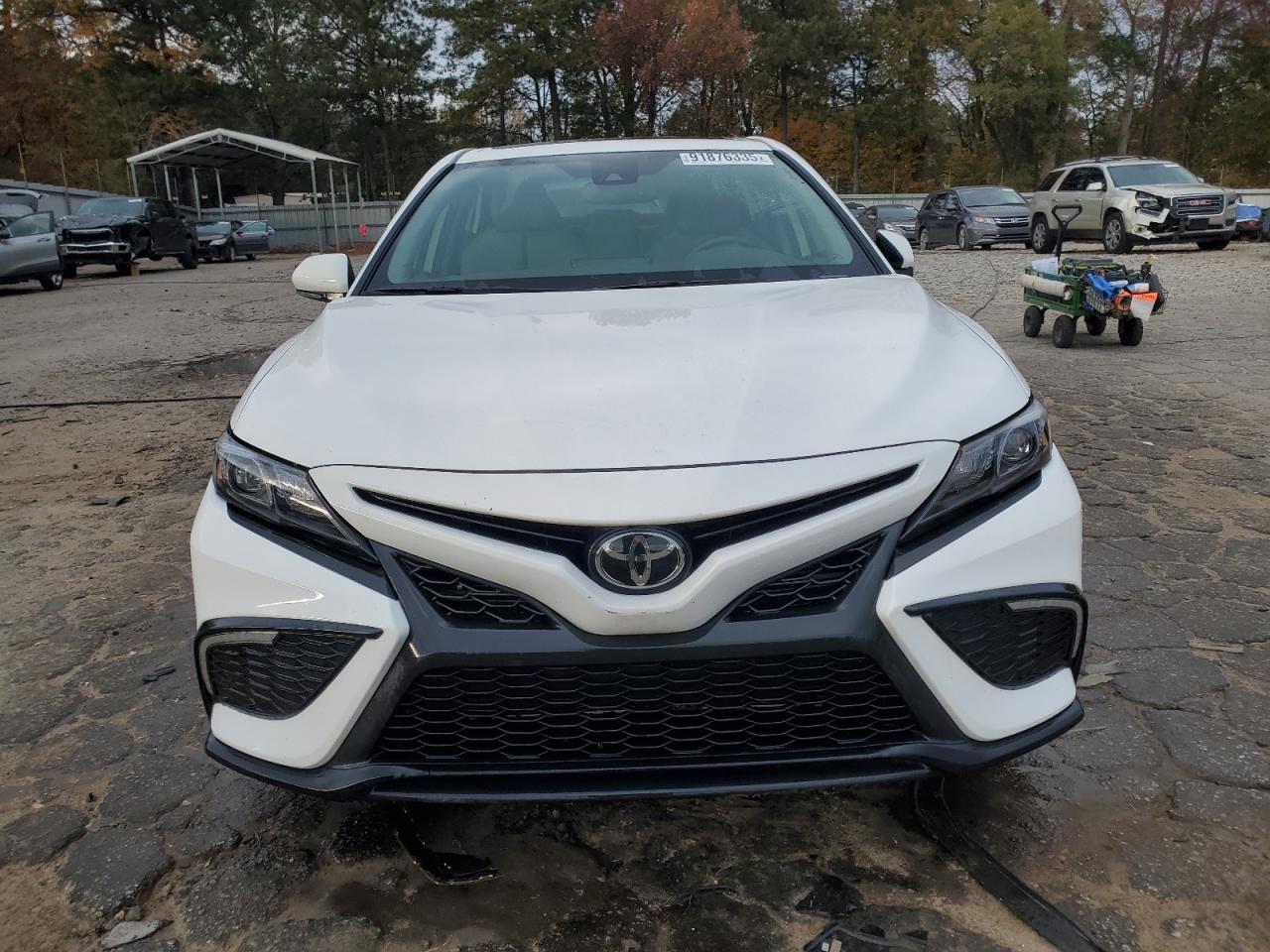 2024 TOYOTA CAMRY SE photo 9