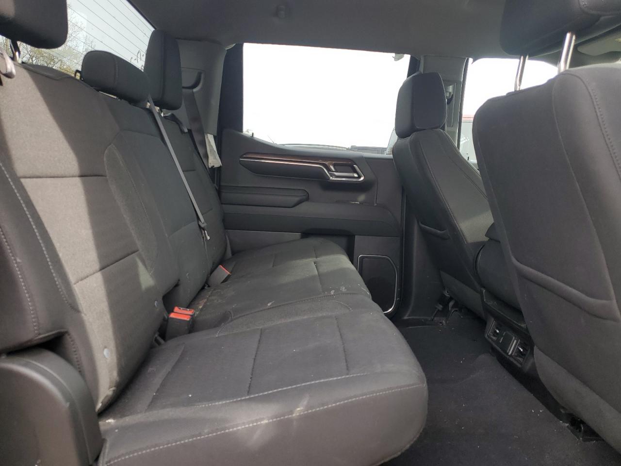 2024 CHEVROLET SILVERADO K1500 LT-L photo 28