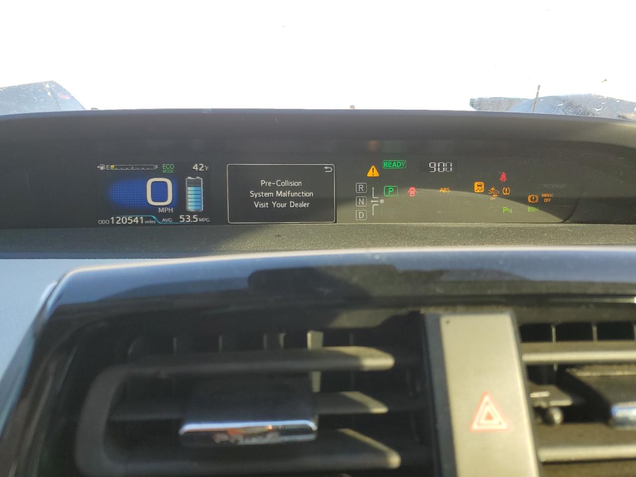 2018 TOYOTA PRIUS photo 9